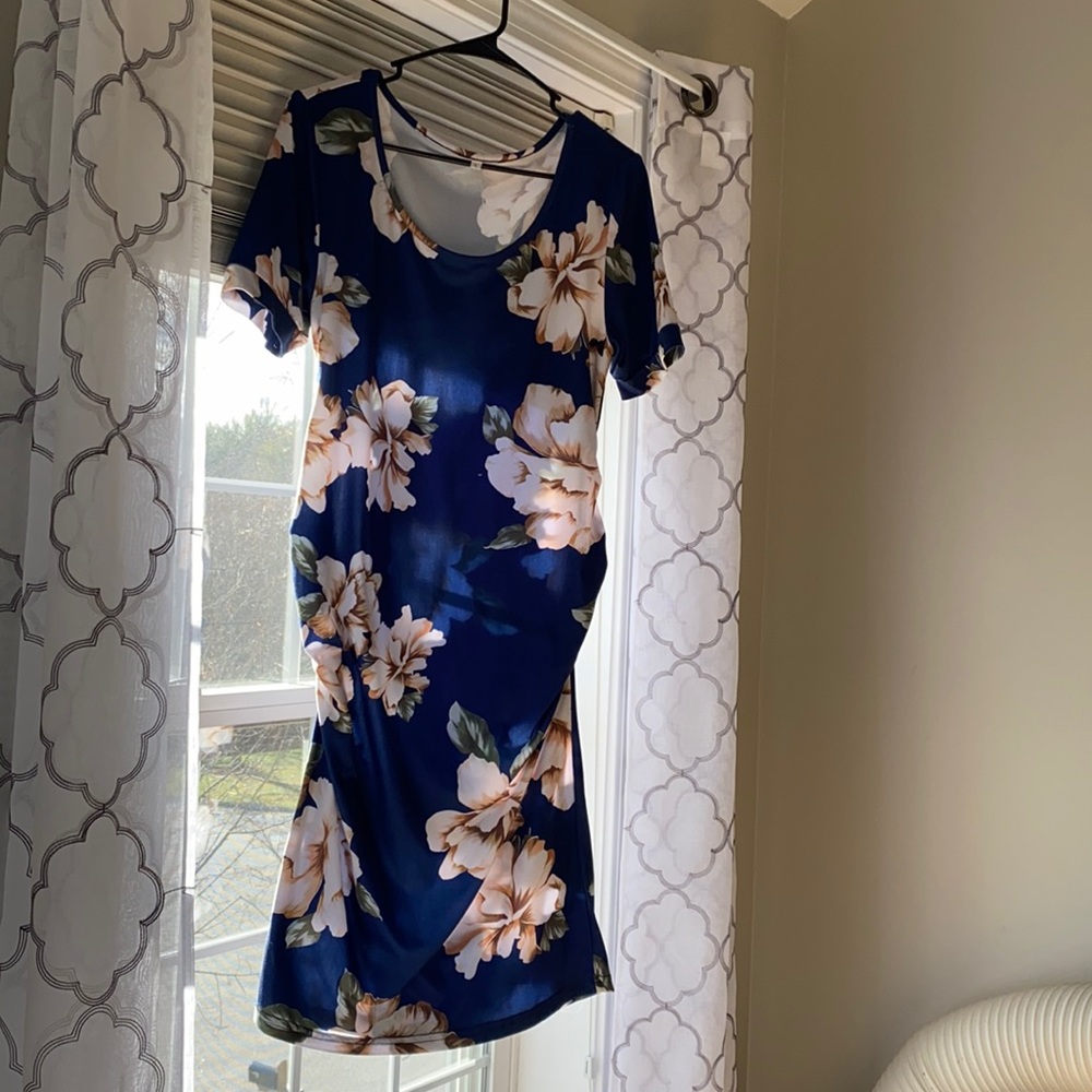 Maternity dress
